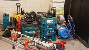 Politie zoekt eigenaar van gereedschap. Twee mannen aangehouden na achtervolging