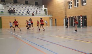 JuRo Unirek/VZV 2 heeft het moeilijk, maar wint wel