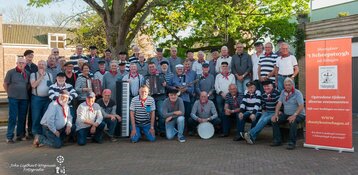Tuygh gooit het over andere boeg