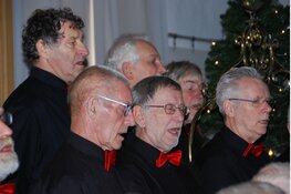 Tuygh gooit het over andere boeg