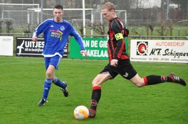 VIOS W grijpt koppositie