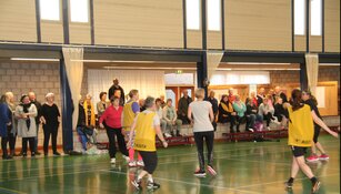 Veel animo voor nieuwe sporten Waarland