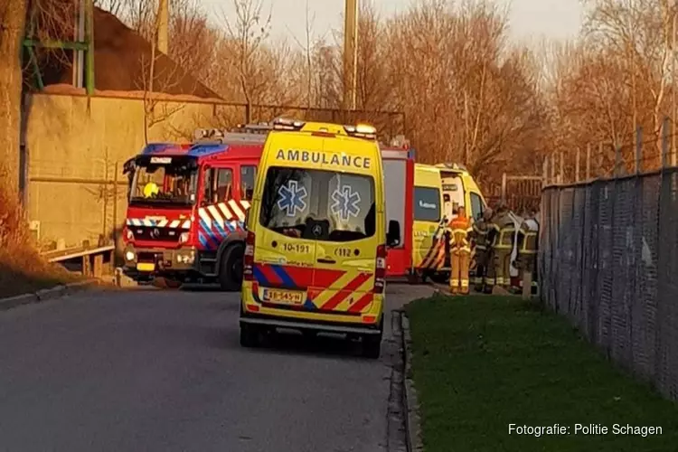 Man die klem kwam te zitten na ongeluk in Schagen overleden aan verwondingen