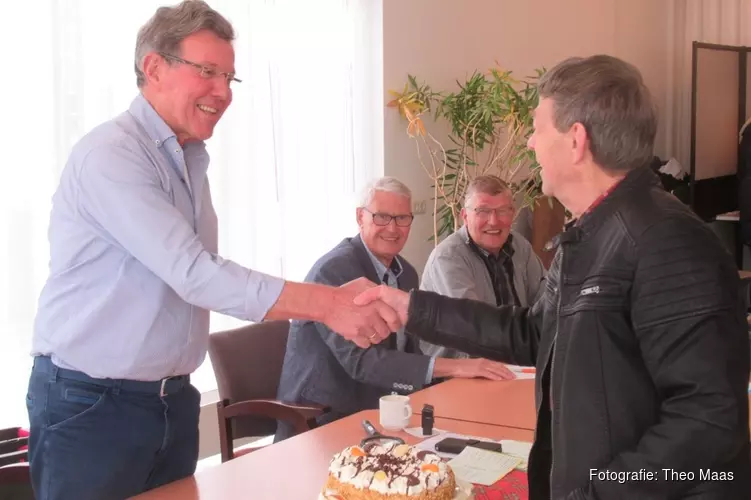 Taart voor ledenstembureau in Maria Mater