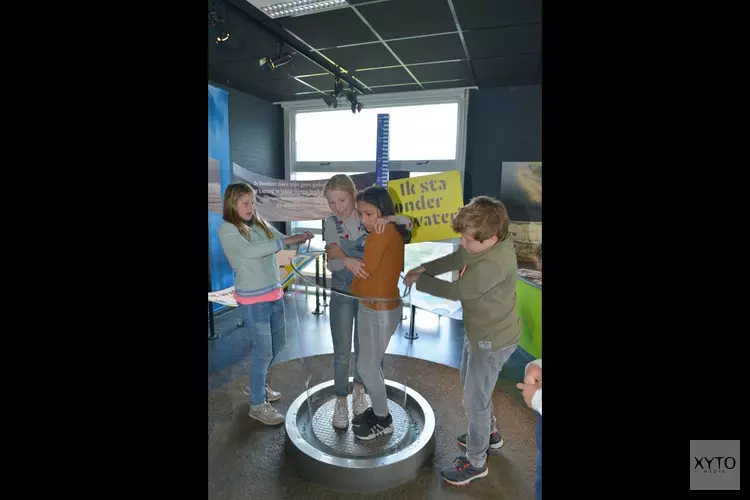 Kunstwerken maken en gratis zandschilderen in Informatiecentrum Kust