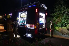 Auto in brand in &#39;t Zand