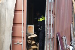 Man verstopt gestolen goederen in container in Schagen