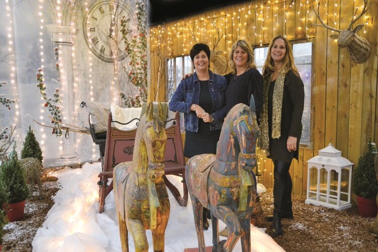 Tuincentrum Schoutenbos nodigt U uit voor de Kerstshow op zondag 10 November