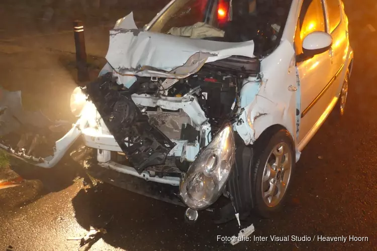 Veel schade bij ongeluk in Schagen