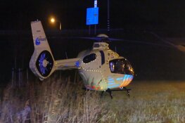 Auto op de kop te water in Schagerbrug