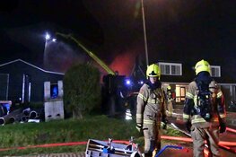 Grote brand in Sint Maartensvlotbrug: vlammenzee in aantal schuren