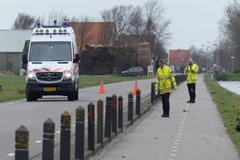 Weg in Schagerbrug afgezet na ernstig ongeval