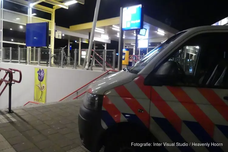 Onverlaten vast in lift op NS-station