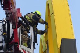 "Big M" raakt los, brandweer in actie