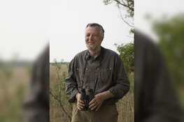 Vogelkenner en beschermer Nico de Haan in het Scagon Theater