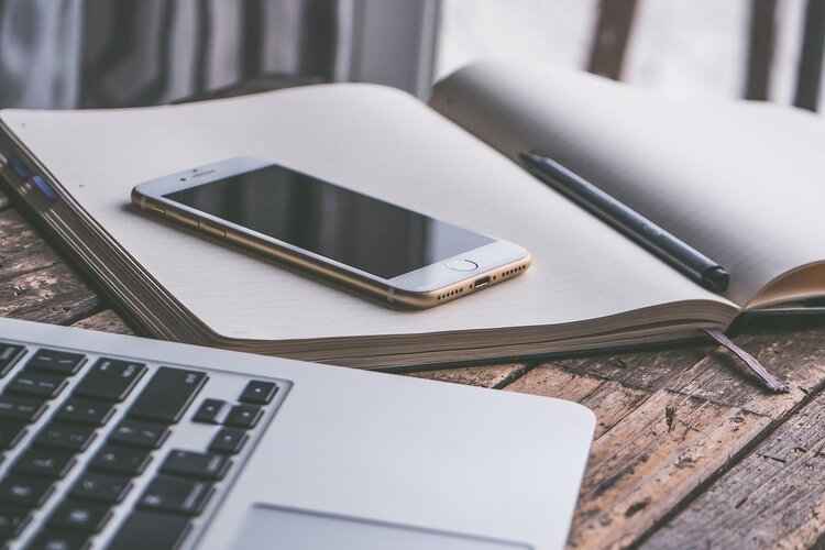 Nu internet theorie klassikaal bij Rijschool Malou