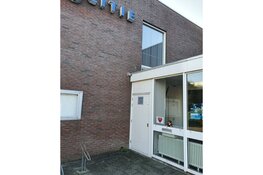 Politie Schagen: "Jullie op berenjacht, wij op boevenjacht"