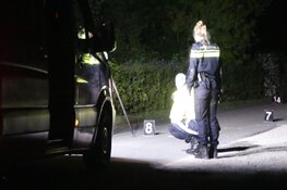 Persoon overleden na aanrijding in Sint Maartensbrug, bestuurder rijdt door