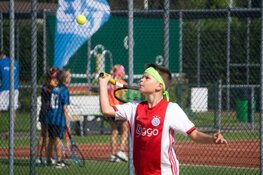 Veilig tennissen en genieten tijdens de Baars Trainingsweek