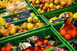 Wekelijkse markt in Schagen ruimer opgezet om nog eens erge drukte te voorkomen