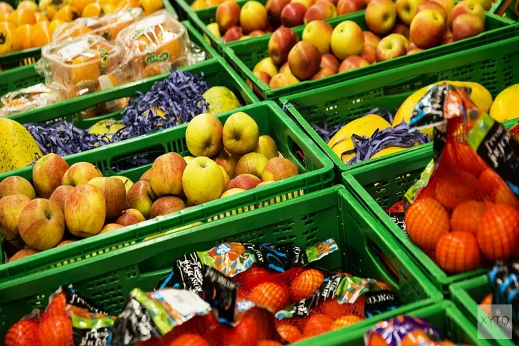 Wekelijkse markt in Schagen ruimer opgezet om nog eens erge drukte te voorkomen