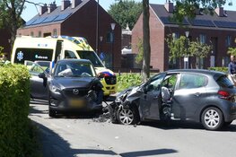 Drie gewonden na ongeval Hofstraat