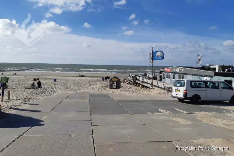 Mishandeling met golfclub strand Sint Maartenszee