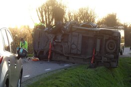 Drie gewonden bij ongeval tussen busje en tractor in Sint Maarten