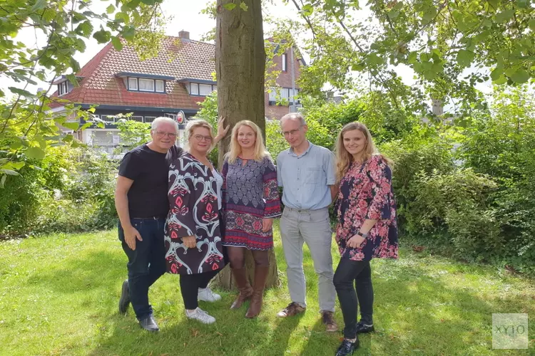 Close Harmonygroep Change zingt de mooiste liedjes driestemmig. in Scagon De Luxe