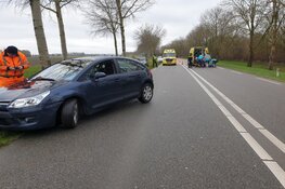 Vrouw zwaargewond na ongeval op de N245 bij Dirkshorn