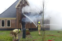Grote brand in boerderij Oudesluis