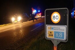 Automobiliste te water in Kolhorn