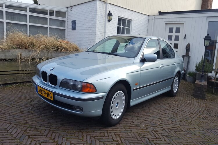 Youngtimer Schagen, al 40 jaar ervaring met gebruikte auto's