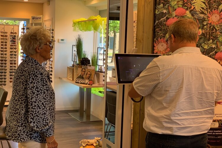 Nick Gras Optiek samen met Optometric Leisure Association