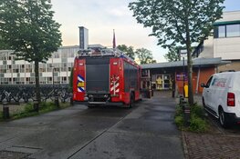 Brandweereenheid helpt bij wateroverlast in Schagen