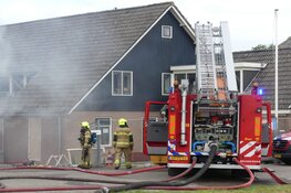 Brandweerman raakt gewond bij uitslaande brand cafetaria Schagerbrug