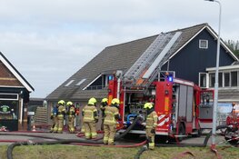 Brandweerman raakt gewond bij uitslaande brand cafetaria Schagerbrug
