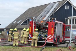 Brandweerman raakt gewond bij uitslaande brand cafetaria Schagerbrug