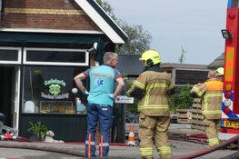 Brandweerman raakt gewond bij uitslaande brand cafetaria Schagerbrug