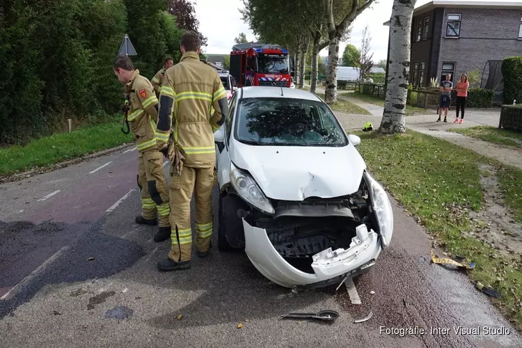 Motorrijder gewond bij ongeval Warmenhuizen
