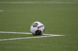 Start competitie: Con Zelo en Schagen United starten met winst