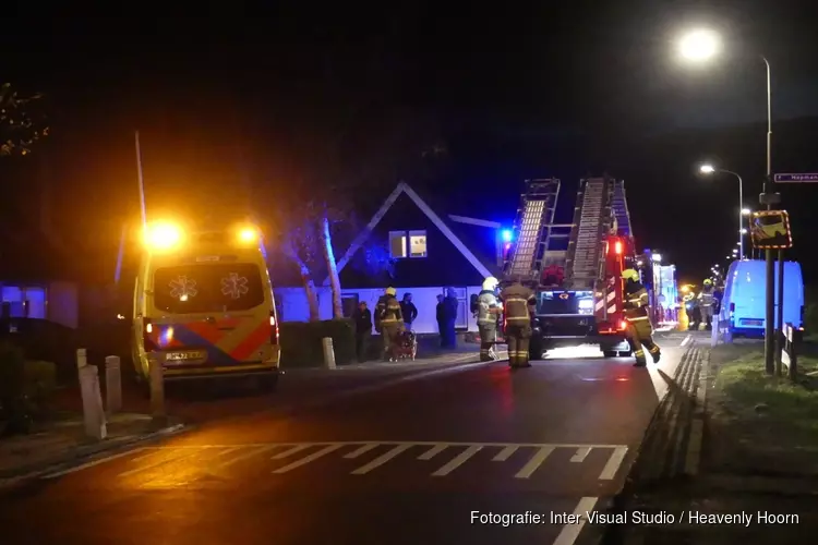 Garage bij woning in brand in Schagerbrug