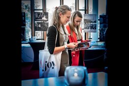 Eerste Trouwbeurs Schagen in de Grote Kerk is een inspiratiefeest voor toekomstige bruidsparen