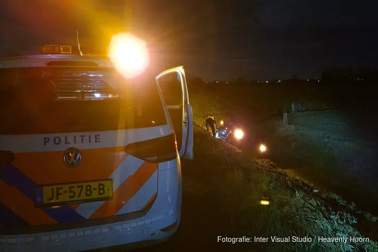 Auto van dijk gereden in Schagen