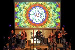 The Visitors: Concert vol Country Rock! in Scagon De Luxe