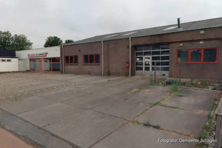 Tien starterswoningen aan Dergmeerweg in Warmenhuizen