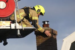 Schoorsteenbrand in Schagerbrug snel onder controle