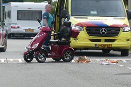 Bestuurder scootmobiel gewond na aanrijding