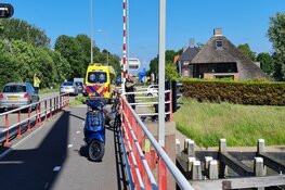 Botsing op Schoorldammerbrug in Warmenhuizen