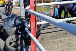 Botsing op Schoorldammerbrug in Warmenhuizen